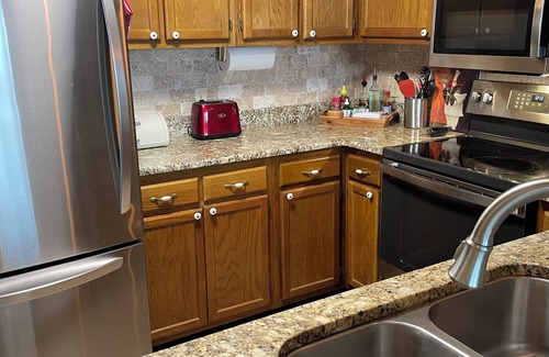 Banner Elk Condo | Cozy condo on Beech Mountain. with skiing, hiking, wineries and waterfalls.