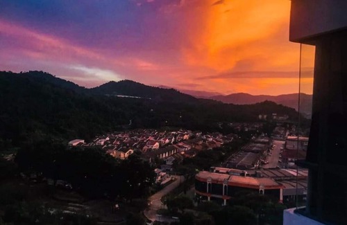 Selayang Baru Apartment | Cozy condominium near KL Malaysia with beautiful view for sunset and sunrise