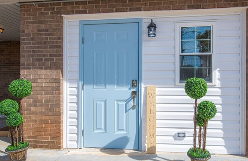 Concord Apartment | Cozy, contemporary, studio near all things Concord!