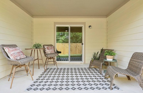 College Station House | Cozy & convenient to TAMU, the Brazos County Expo, & Legends!