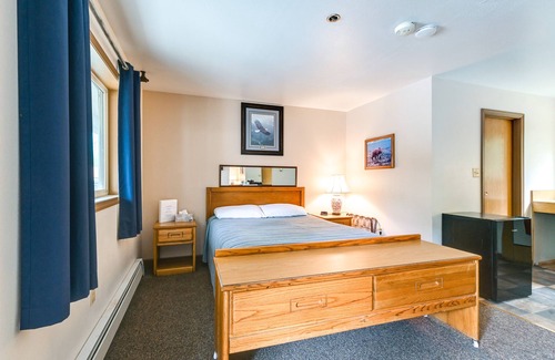 Cooper Landing Apartment | Cozy Cooper Landing Studio w/ Mountain Views!