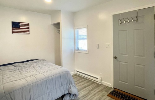 Bass Lake Cottage | Cozy cottage 300’ from lake at Bass Lake, IN-6411.