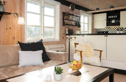 Fjellerup House | Cozy Cottage by the Sea-By Traum