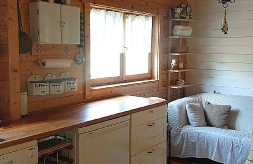Groß Schauen Cabin | Cozy cottage in Philadelphia for one or two people