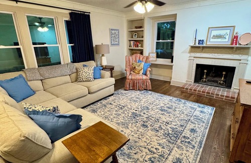 Rome House | Cozy Cottage in Rome, GA