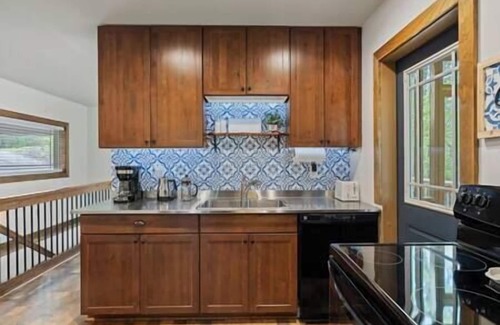 Lake Lure House | Cozy Cottage in the heart of Lake Lure