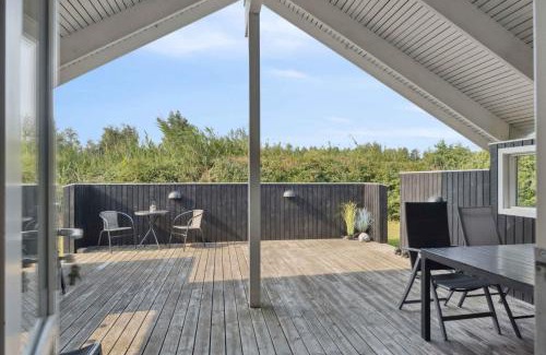Kramnitse House | Cozy Cottage Near Beach With Fenced Garden