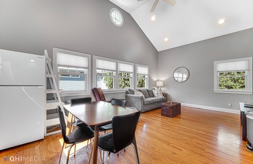 Michigan City House | Cozy cottage NOW available for short or long term rentals(seasonal)