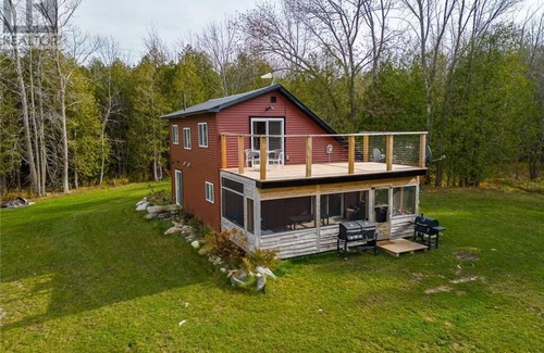 Grey Highlands Cottage | Cozy cottage on 25 acres of private land. Lots of space. Pet Friendly!