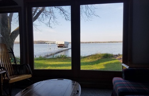 Star Prairie Cabin | Cozy cottage on Cedar Lake