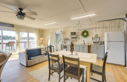 Wilsonville House | Cozy Cottage on Main Channel of Lay Lake