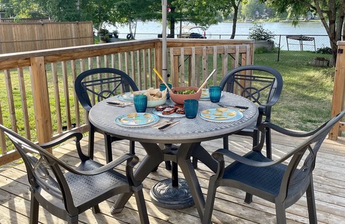 Quinte West Cottage | Cozy Cottage on the Trent