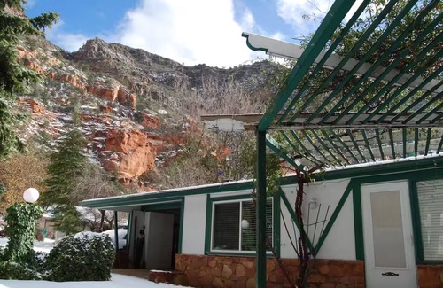 Sedona Shadows Cottage | Cozy cottage on the creek
