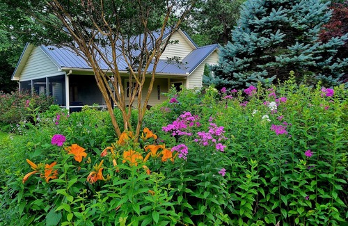 Milford House | Cozy cottage on the Miller farm.