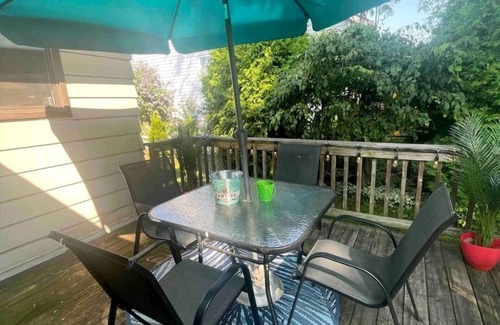 Long Point Cottage | Cozy cottage rental 1 min walk to sandy beach inside unesco world biosphere!