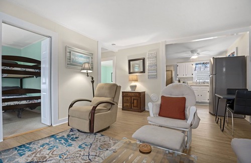 Newburyport House | Cozy Cottage steps from the beach !