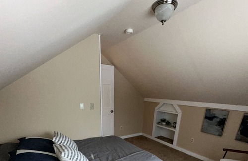 Butte Cottage | Cozy Cottage Tucked back with an Amazing View of Pioneer Peak!