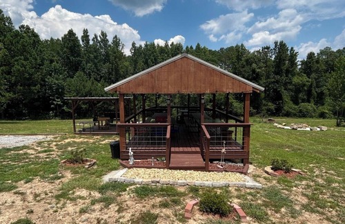 Five Points Cottage | Cozy cottage with AC, Pet-friendly, Near West Point Lake