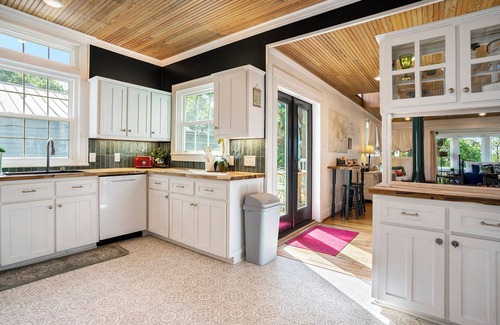 Morgan Ski Chalet | Cozy cottage with rooftop deck, fire pit, hot tub & community boat dock and cove