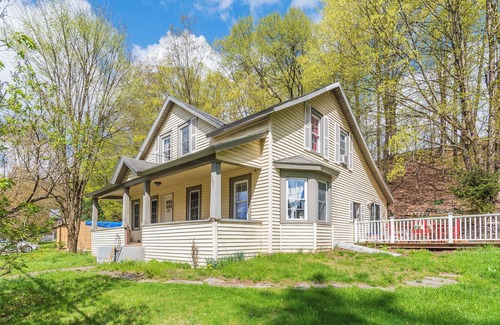 North Branch Bed & Breakfast | Cozy Creek Inn where the sound of rushing water will calm your spirit