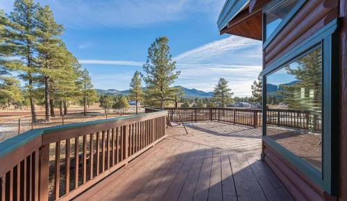 Williams House | Cozy Custom Cabin In The Pines-Williams AZ