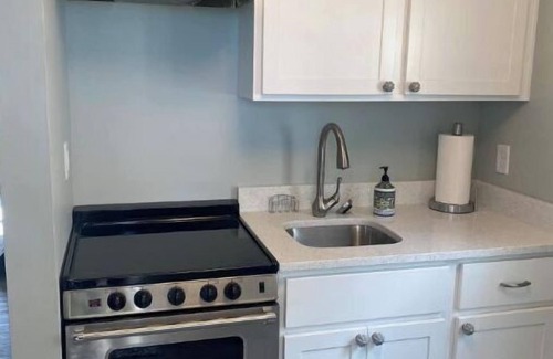 Charles Town Cottage | Cozy Cute Cottage with Amazing Farm Views near Harpers Ferry