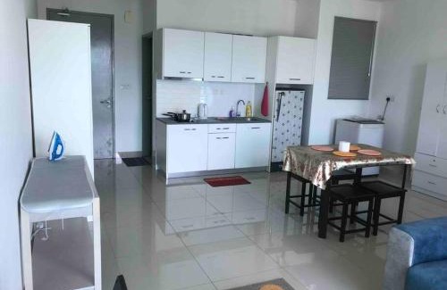 Cyberjaya Apartment | Cozy Cybersqaure Apex Wifi with free parkin & netflix 107