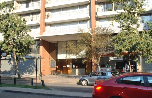 Providencia Apartment | Cozy department in La Concepción building, Santiago, Chile