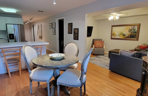 Wrightwood Neighbors Apartment | Cozy Depaul/Wrigley Garden Condo +FREE Parking!