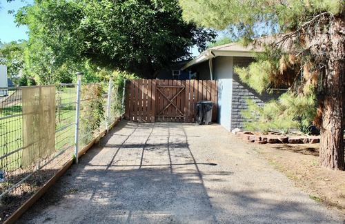 Gilbert Apartment | Cozy Detached Studio Guest Retreat in the Country!