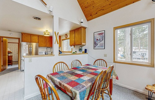 Soda Springs House | Cozy, dog-friendly getaway with wood stove & washer/dryer