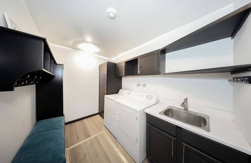 West End House | Cozy Duplex in Aspen, 4-bedroom - Close to Town!