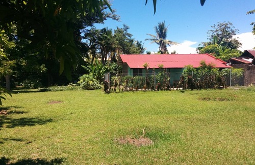 Gubat House | Cozy Duplex in Town Center