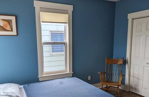 Saint John House | Cozy duplex with wood stove near Bayshore Beach & Irving Nature Park