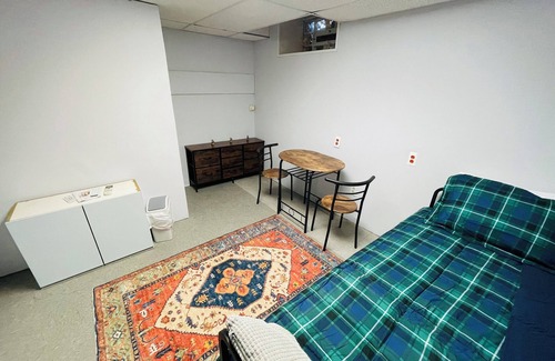 Cheltenham Apartment | Cozy Efficiency Apartment in Cheltenham – Perfect for Solo Travelers!