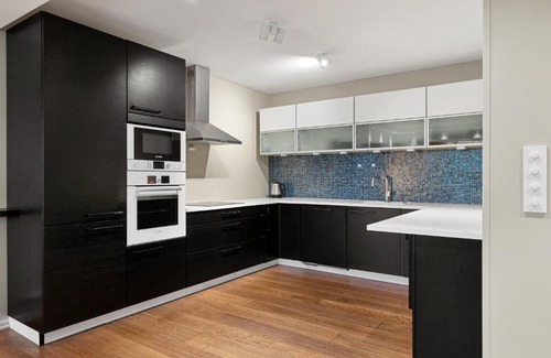 Tromso Apartment | Cozy elegant 2bedroom apt w/parking and nice view