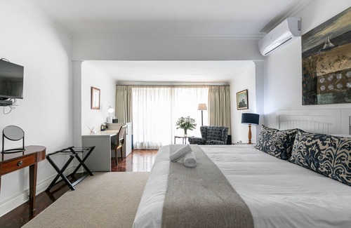 Greater Johannesburg Metropolitan Area Bed & Breakfast | Cozy ,Emmarentia Guest House in Johannesburg, next to emmarentia dam