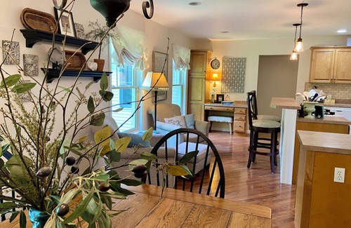 St Ignace House | Cozy Fall Getaway! Enjoy Fall Colors & Family Games by the Camp Fire