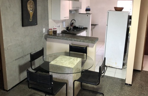 Praia do Meio Apartment | Cozy, familiar and close to the sea.