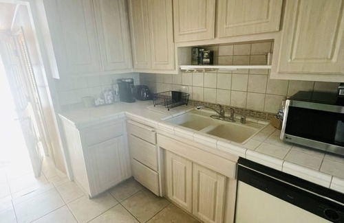 NoHo Arts District House | Cozy family cottage with pool. Near Universal Studios + Los Angeles hotspots!