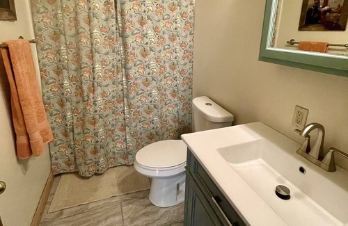 Brookville Other | Cozy family friendly farmhouse, minutes from Brookville lake.