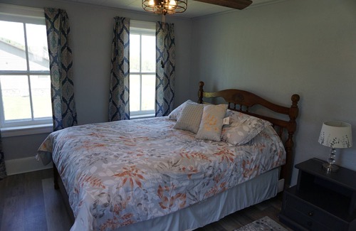 Loysburg Other | Cozy Farm house 1950's Era but with modern updates