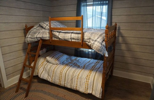 Loysburg Other | Cozy Farm house 1950's Era but with modern updates