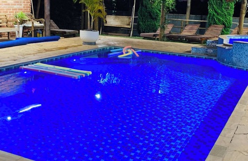Portao House | Cozy farmhouse in Atibaia, gated community with concierge, pet friendly
