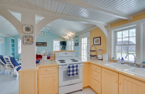 Vernon Cabin | Cozy 'Fiddler's Rest:' Cabin: 11 Miles to Skiing!