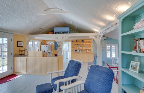 Vernon Cabin | Cozy 'Fiddler's Rest:' Cabin: 11 Miles to Skiing!