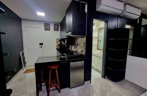 Alphaville Apartment | Cozy flat black Homeoffice 19th Floor