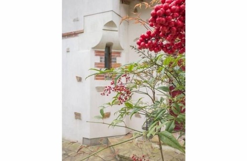 Vertou Cottage | Cozy Forest Retreat near Nantes: Private Garden, Family-Friendly & Fully Equipped