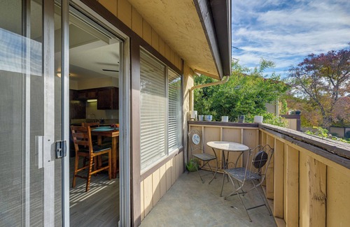 Fresno Apartment | Cozy Fresno Condo w/Balcony & Pool Access