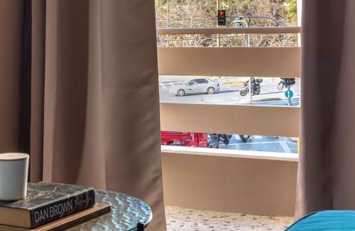 Mets Apartment | cozy fully renovated apartment in the historic heart of Athens.